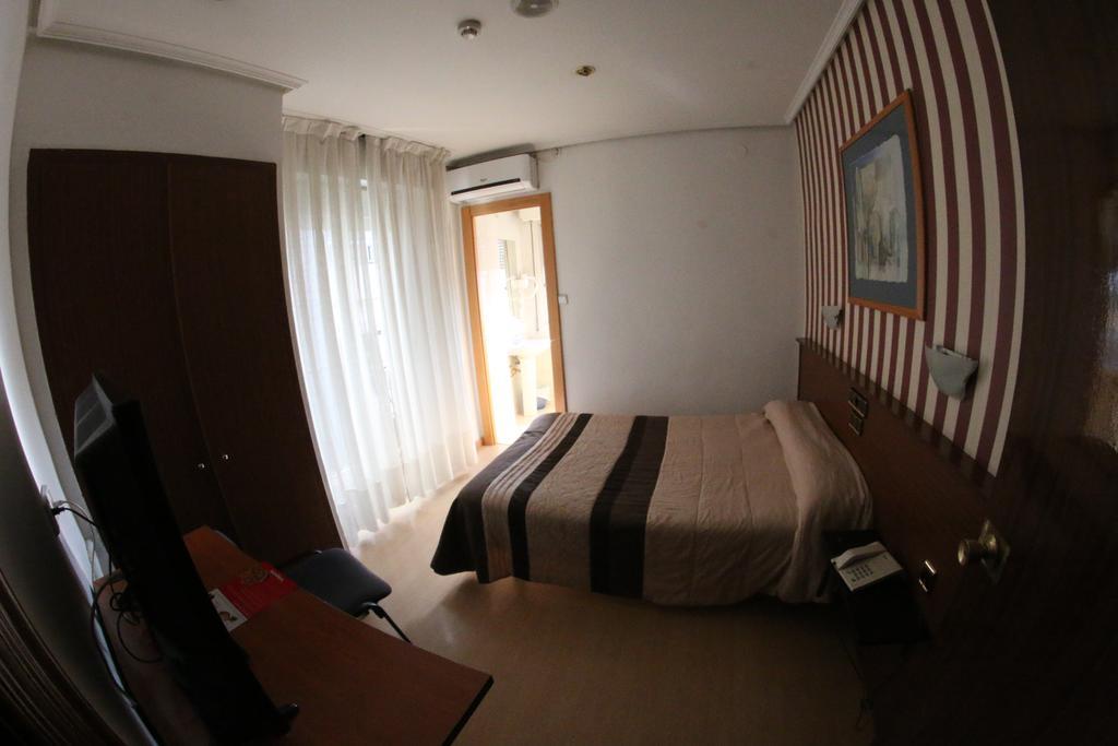 萨拉戈萨 加泰罗尼亚旅馆酒店 外观 照片